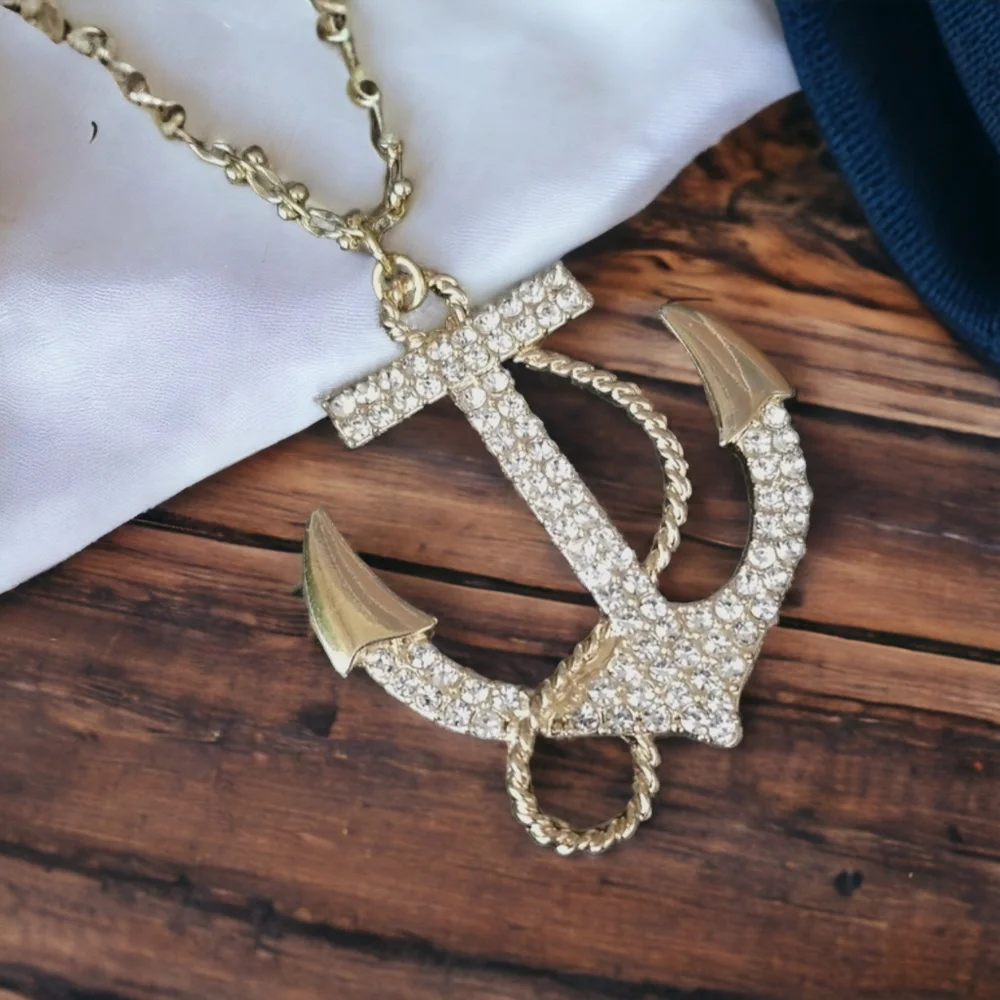 NWT Hand Crafted Rhinestone Anchor Pendant Goldtone Finish Necklace - Picture 2 of 12
